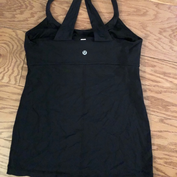 Lululemon tank - Picture 2 of 3